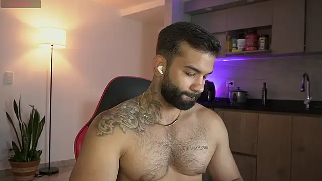 MarkHazze online show from March 19, 2026, 12:21 am