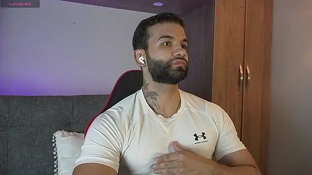 MarkHazze online show from March 28, 2026, 12:11 am