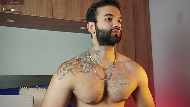 MarkHazze online show from October 25, 2025, 12:10 am