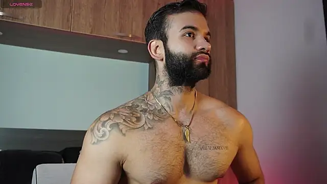 MarkHazze online show from October 18, 2025, 5:48 pm