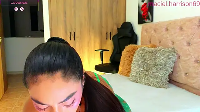 Snapshot of MacielHarrison chatting on February 12, 2026, 12:21 am MacielHarrison online show from February 12, 2026, 12:21 am