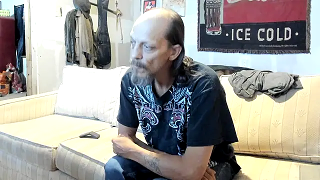 jayshort786 online show from November 4, 2025, 9:02 am