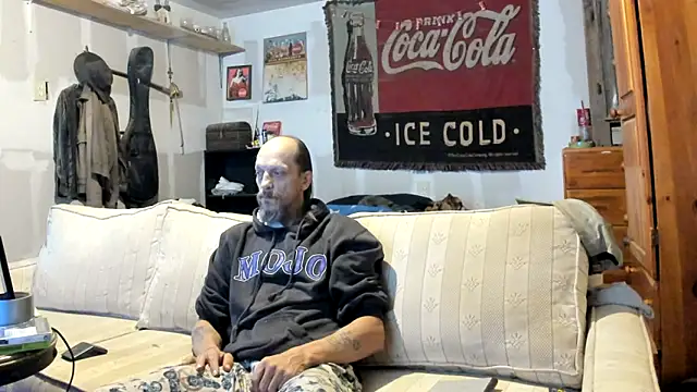 jayshort786 online show from November 12, 2025, 1:37 pm