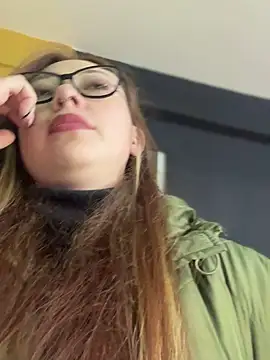 Sofii gold online show from March 12, 2025, 12:31 am