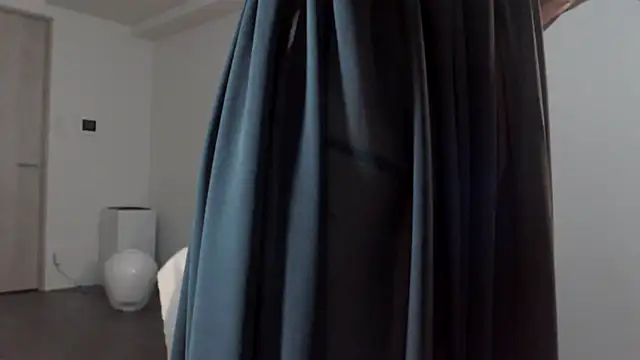 Snapshot of Lily_0000 chatting on January 20, 2025, 3:28 pm Lily 0000 online show from January 20, 2025, 3:28 pm