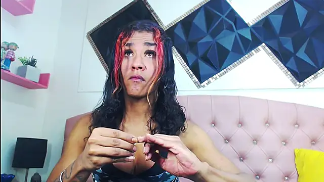 andrea safeira doll online show from October 26, 2025, 11:16 pm