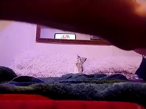 Snapshot of johnloonng chatting on February 25, 2025, 9:31 am johnloonng online show from February 25, 2025, 9:31 am