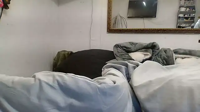 Snapshot of johnloonng chatting on March 6, 2025, 9:47 am johnloonng online show from March 6, 2025, 9:47 am