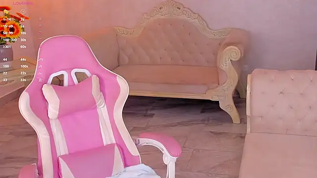 Snapshot of shantallknowless chatting on November 12, 2025, 11:36 am shantallknowless online show from November 12, 2025, 11:36 am