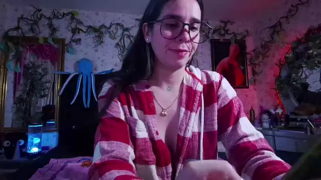 Elizabeth77  online show from March 10, 2025, 10:18 am