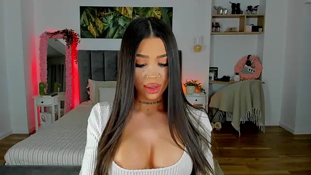 Snapshot of Fancy_Jenn chatting on November 20, 2025, 8:20 pm Fancy Jenn online show from November 20, 2025, 8:20 pm