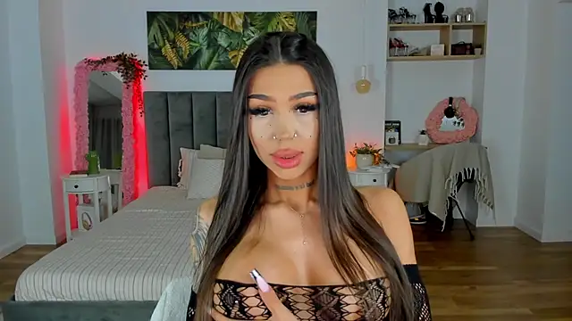 Snapshot of Fancy_Jenn chatting on October 6, 2025, 6:52 pm Fancy Jenn online show from October 6, 2025, 6:52 pm