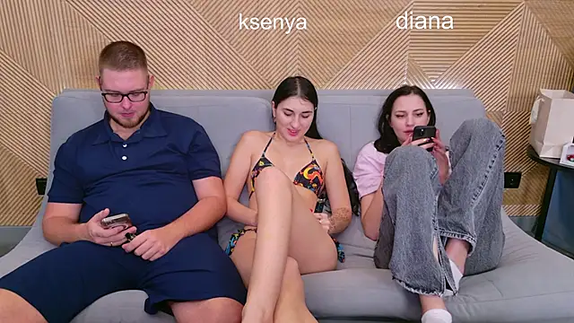 Snapshot of Ksenny chatting on November 24, 2025, 11:16 pm Ksenny online show from November 24, 2025, 11:16 pm