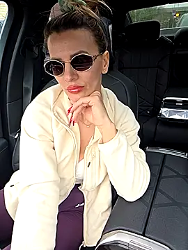 SweetMonicaUK online show from March 7, 2026, 12:10 pm