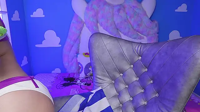 miss keisi online show from October 7, 2025, 6:09 pm