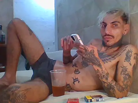 PitbullDiablo1 online show from November 29, 2025, 5:29 am