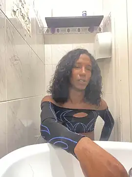 tamarabigass1 online show from February 25, 2025, 4:24 am