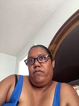 Snapshot of ebonyred chatting on June 11, 2026, 7:55 pm ebonyred online show from June 11, 2026, 7:55 pm