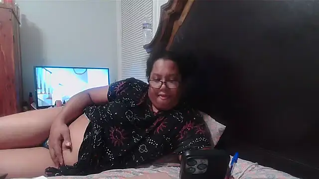 ebonyred online show from March 23, 2026, 1:17 am