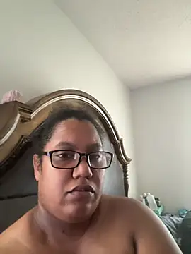Snapshot of ebonyred chatting on June 21, 2026, 1:50 pm ebonyred online show from June 21, 2026, 1:50 pm