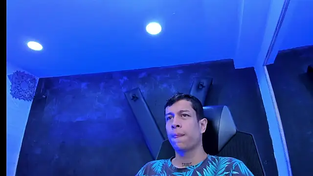 AgarEvans online show from February 19, 2026, 4:31 am