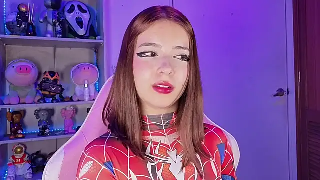 Snapshot of EmilyMiller_ chatting on November 5, 2025, 4:21 pm EmilyMiller online show from November 5, 2025, 4:21 pm