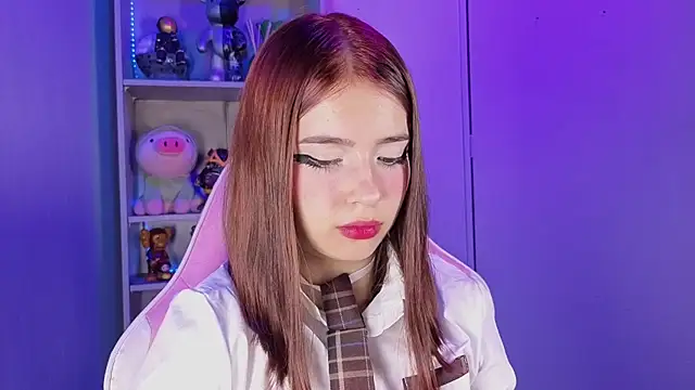 Snapshot of EmilyMiller_ chatting on October 30, 2025, 4:26 pm EmilyMiller online show from October 30, 2025, 4:26 pm