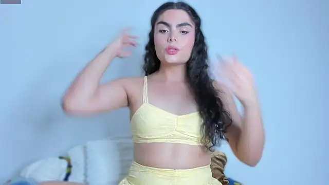 cheryl blossom69 online show from December 15, 2025, 1:33 am