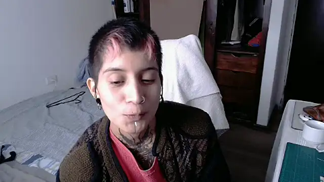  Apola 77 online show from October 4, 2025, 6:42 pm