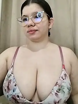 Danzel1105 online show from February 8, 2026, 12:47 pm