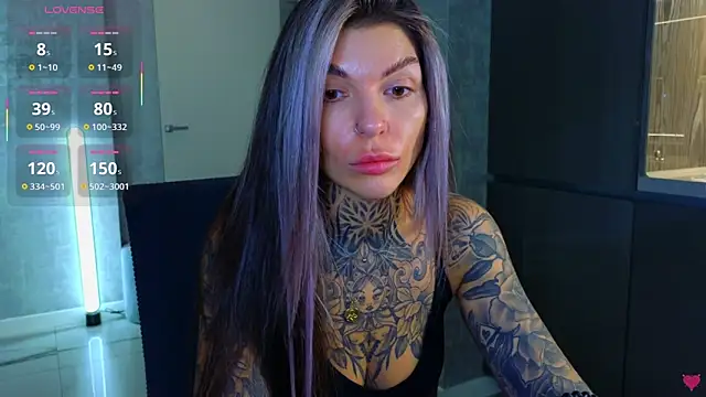 tattooedBabyy online show from September 30, 2025, 6:30 am