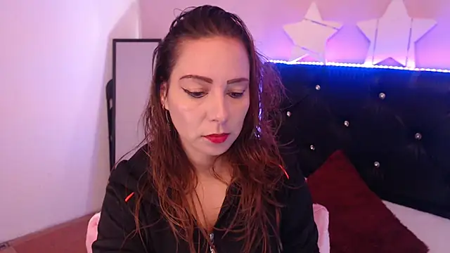 Snapshot of camila_delarosa chatting on November 22, 2025, 12:04 pm camila delarosa online show from November 22, 2025, 12:04 pm