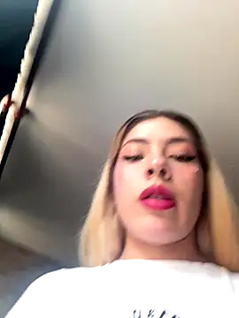 Dalila Thoms online show from November 5, 2025, 7:06 pm