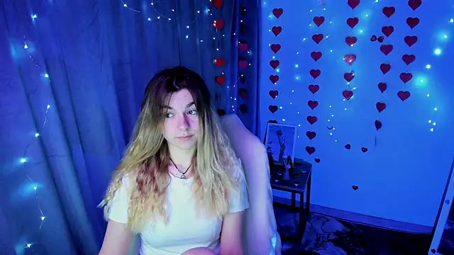 Sweet me  online show from March 21, 2026, 6:58 am