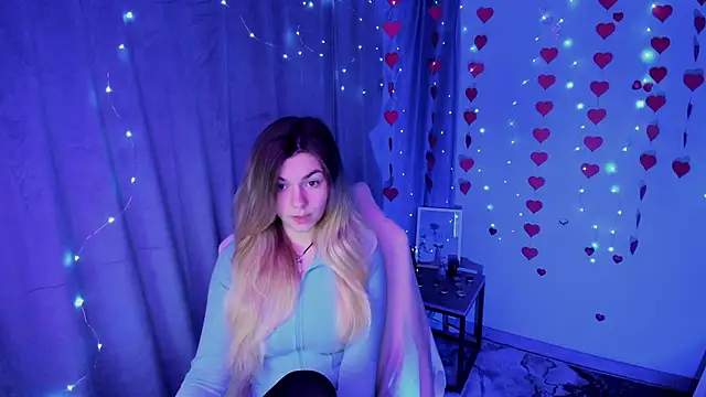 Sweet me  online show from February 17, 2026, 6:54 am