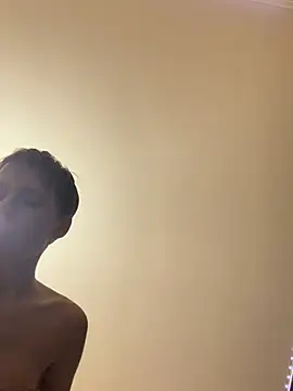 Crayzy Luv online show from March 1, 2025, 8:32 pm