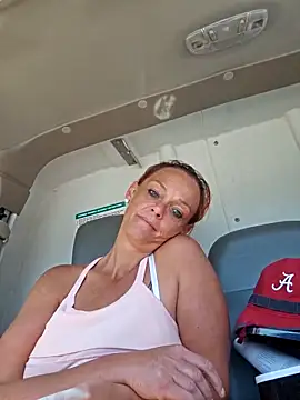 Snapshot of Dixiefaye_Pika chatting on March 22, 2025, 5:20 pm Dixiefaye Pika online show from March 22, 2025, 5:20 pm