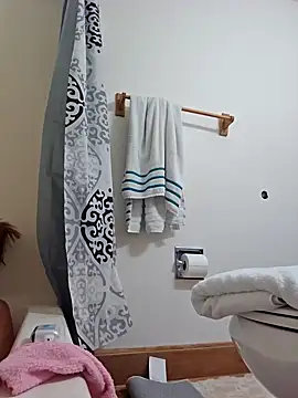 Snapshot of Dixiefaye_Pika chatting on February 17, 2025, 5:47 am Dixiefaye Pika online show from February 17, 2025, 5:47 am