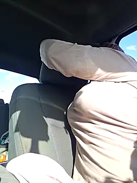 Snapshot of Dixiefaye_Pika chatting on March 20, 2025, 1:48 pm Dixiefaye Pika online show from March 20, 2025, 1:48 pm