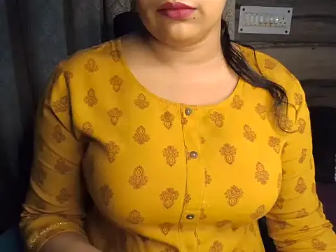 Snapshot of Trezza chatting on November 1, 2025, 1:34 am Trezza online show from November 1, 2025, 1:34 am