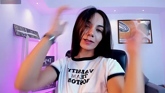 Snapshot of martina_mancini chatting on April 30, 2026, 12:34 pm martina mancini online show from April 30, 2026, 12:34 pm