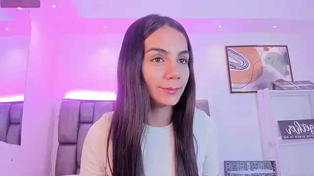 martina mancini online show from October 3, 2025, 12:17 pm