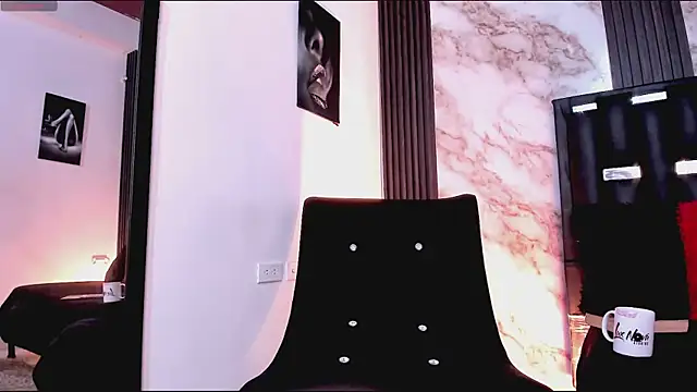 katherina diaz online show from November 16, 2025, 3:11 am