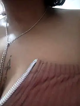 Snapshot of Dominik_girl chatting on October 23, 2025, 7:12 pm Dominik girl online show from October 23, 2025, 7:12 pm