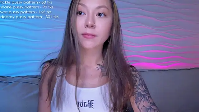 Snapshot of im_casey chatting on February 13, 2025, 10:44 am im casey online show from February 13, 2025, 10:44 am