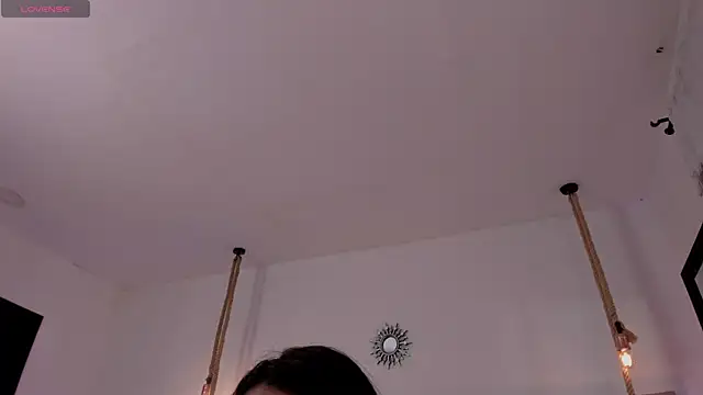 Oriana Guzman online show from July 11, 2026, 10:10 pm