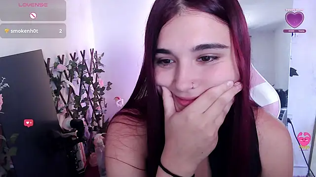 Snapshot of Magic-Smilee chatting on March 19, 2026, 5:13 pm Magic-Smilee online show from March 19, 2026, 5:13 pm