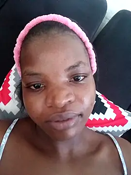 hotgal1112 online show from February 15, 2026, 10:14 am