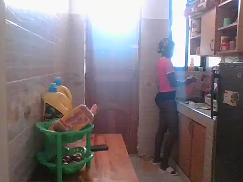 hotgal1112 online show from October 13, 2025, 10:28 am