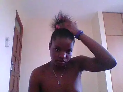 hotgal1112 online show from September 12, 2025, 9:42 am